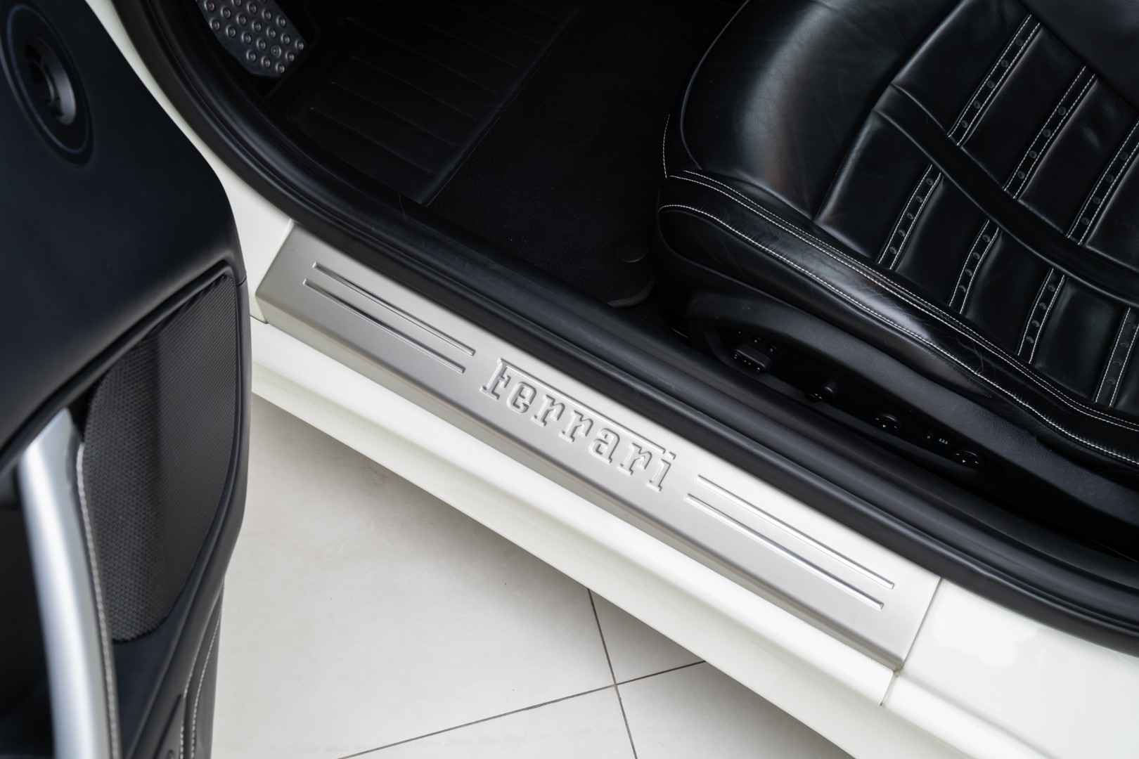 2013 FERRARI F12 BERLINETTA